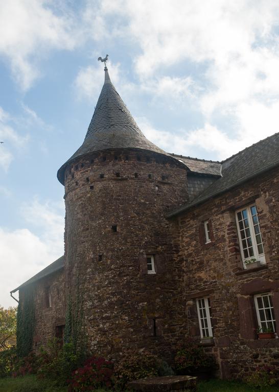 Manoir La Haie Chapeau Saint-Thurial Εξωτερικό φωτογραφία